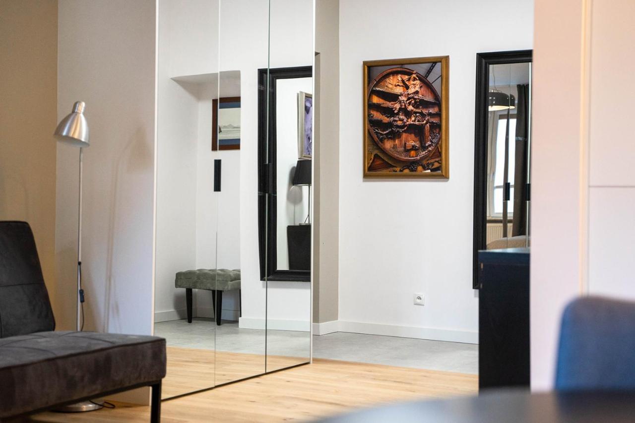 Piekna Grey Studio Warsaw Exterior photo